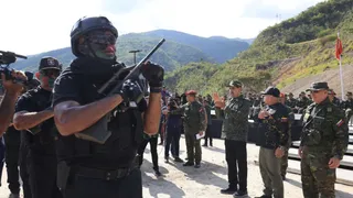 US Airspace Warning Over Venezuela Sparks Speculation As ‘Pentagon Pizza Report’ Fuels Online Buzz