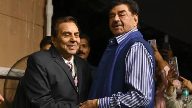 shatrughan-sinha-says-meeting-hema-malini-is-heartbreaking-after-dharmendras-death-shares-fond-memories-with-late-actor