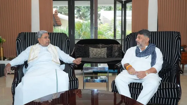 karnataka-politics-cm-siddaramaiah-visits-shivakumar-residence-for-breakfast-amid-ongoing-power-tussle