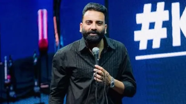 anubhav-singh-bassi-shares-displeasure-over-prolonged-flight-delay-to-mumbai-4-ghante-delay-kafi-nahi-tha