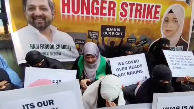 mumbai-students-stage-hunger-strike-against-burqa-ban-say-rule-was-never-announced