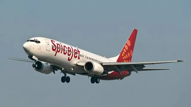 indigo-flight-cancellation-spicejet-to-run-29-additional-flights-from-delhi-mumbai-from-december-5-check-full-list-here