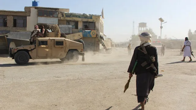 pakistan-afghanistan-conflict-heavy-gunfire-across-spin-boldak-chaman-stretch-after-failed-peace-talks-taliban-issues-statement