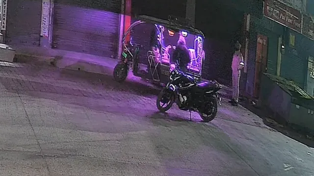 meerut-shopkeeper-finds-body-at-doorstep-cctv-shows-shocking-police-involvement-video