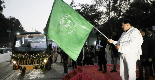 madhya-pradesh-gets-10-new-canter-buses-at-panna-national-park-to-boost-safari-experience