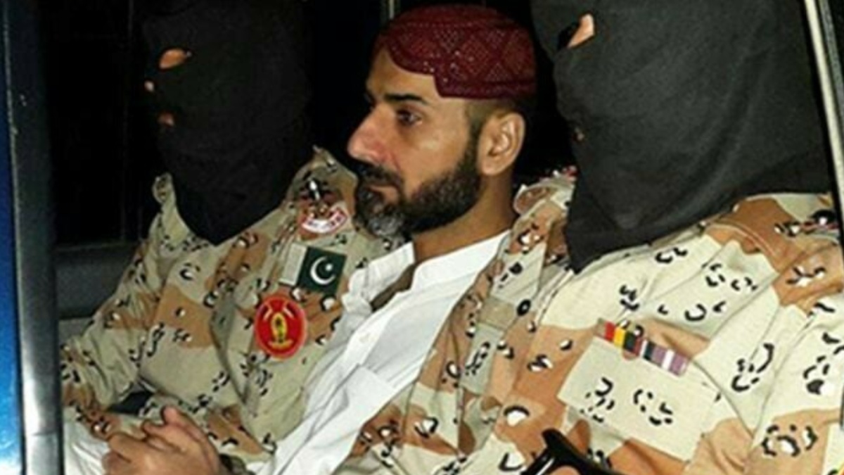 Uzair Baloch (2)