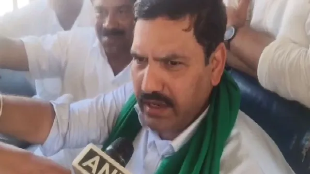 bjp-protest-in-belagavi-state-bjp-president-vijayendra-accuses-govt-of-ignoring-farmers-amid-internal-struggles