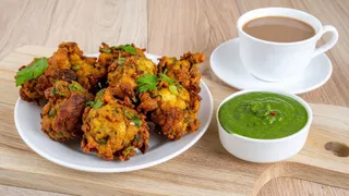 Stop Pairing These 5 Foods With Your Daily Tea Or Coffee This Winter