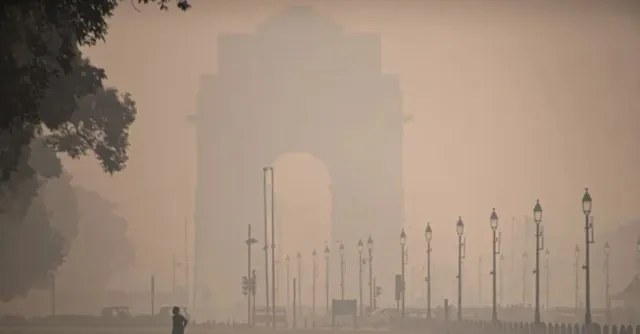 delhi-aqi-improves-slightly-after-nine-days-but-forecast-warns-of-fresh-spike-in-pollution