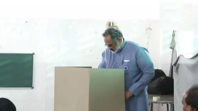 kerala-local-body-phase-1-election-live-updates-voting-in-seven-districts-voter-turnout-ldf-udf-bjp-in-direct-fight-in-lsgd-polls