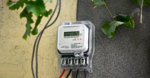 up-government-to-replace-1132-lakh-old-smart-meters-with-prepaid-ones-under-rdss-work-to-be-completed-by-2027