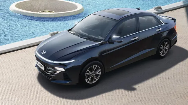 hyundai-verna-facelift-spied-gets-curved-dual-screen-setup-upgraded-adas-suite-and-more