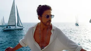 Is Shah Rukh Khan’s Pathaan 2 Finally Happening? Viral Video Sparks Buzz