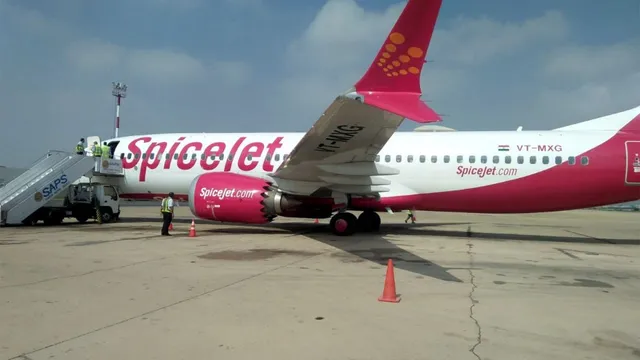 spicejet-to-ramp-up-operations-with-100-additional-daily-flights-for-winter-season-amid-indigo-crisis