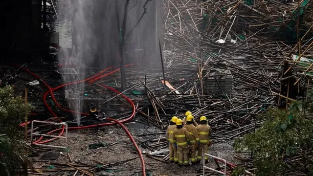 china-fire-update-many-killed-as-flames-tear-through-shantou-building-video
