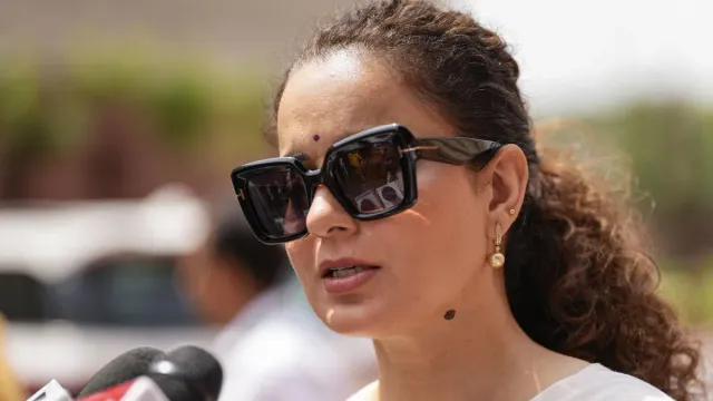 pm-modi-has-hacked-peoples-hearts-kangana-ranaut-defends-pms-popularity-slams-evm-tampering-claims-in-ls-video