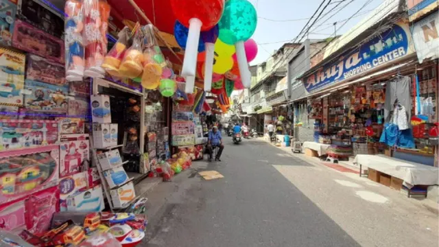 western-up-bandh-on-dec-17-markets-courts-and-transport-to-shut-down-for-hc-bench-demand