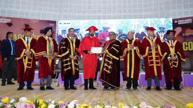punjab-governor-highlights-pivotal-role-of-teachers-in-shaping-nations-future-confers-degrees-at-rayat-bahra-university