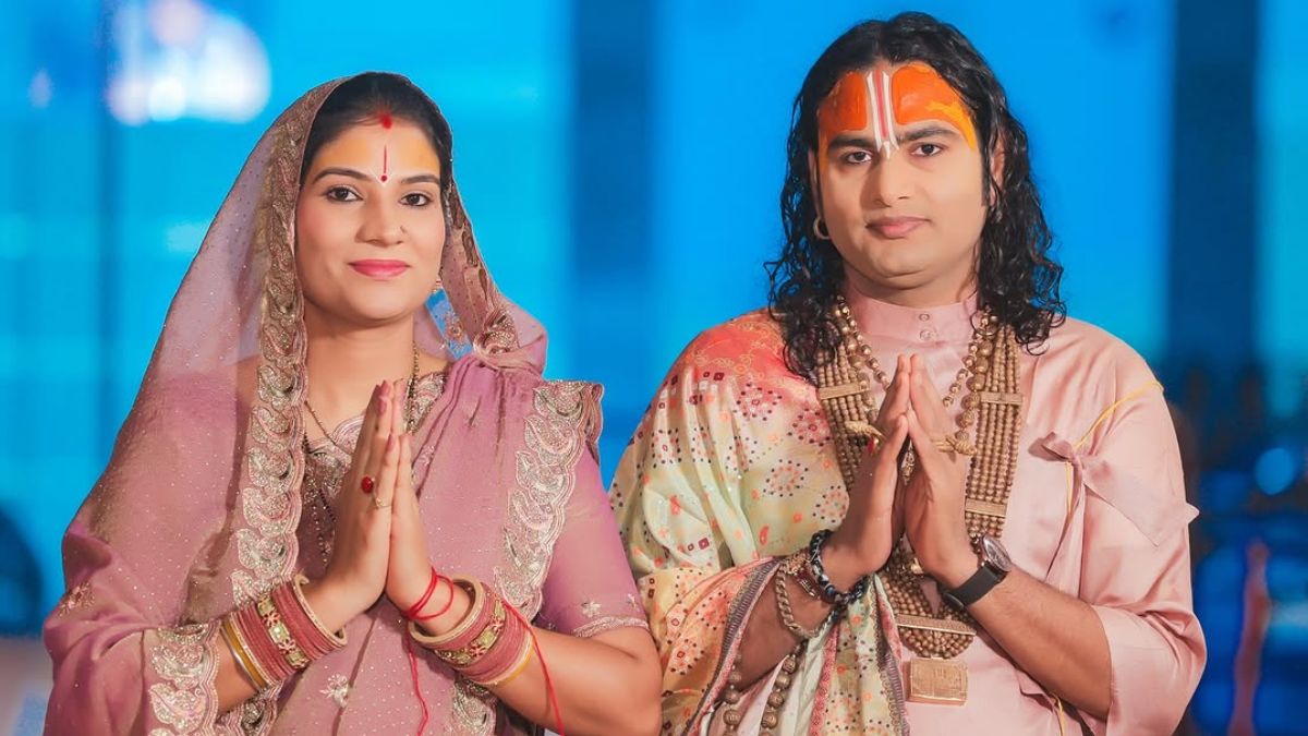 aniruddhacharya-ji-wife