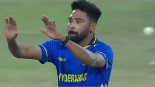 SMAT 2025: Mohammed Siraj Takes Three Wickets, Wins POTM Award In Hyderabad's Emphatic Win Against Mumbai | Watch