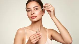 Winter Skincare Hack: How To Make A DIY Winter Glow Serum At Home In 10 Minutes