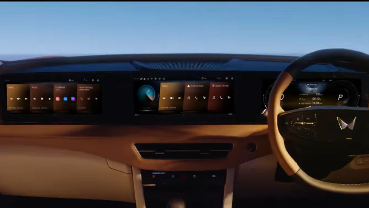 XUV7XOtriplescreens