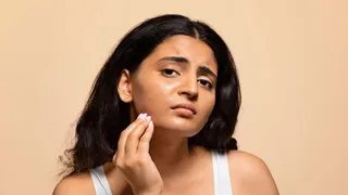 Is Vitamin C Serum Safe For Sensitive Skin?