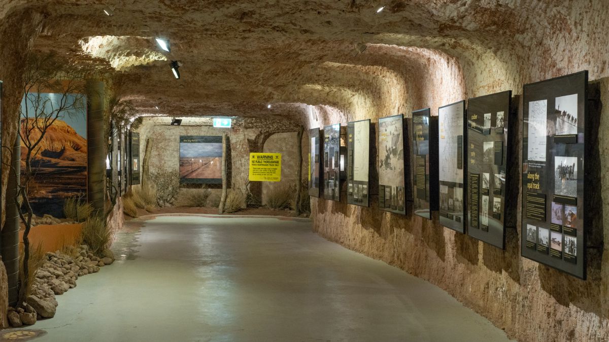 which is worlds only completely underground town
