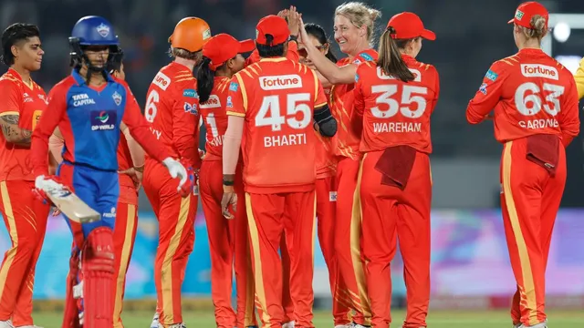 WPL 2026: Sophie Devine's Four-Wicket Mastery Pulls Last-Over Heist For GG Against Delhi Capitals Despite Niki Prasad Scare