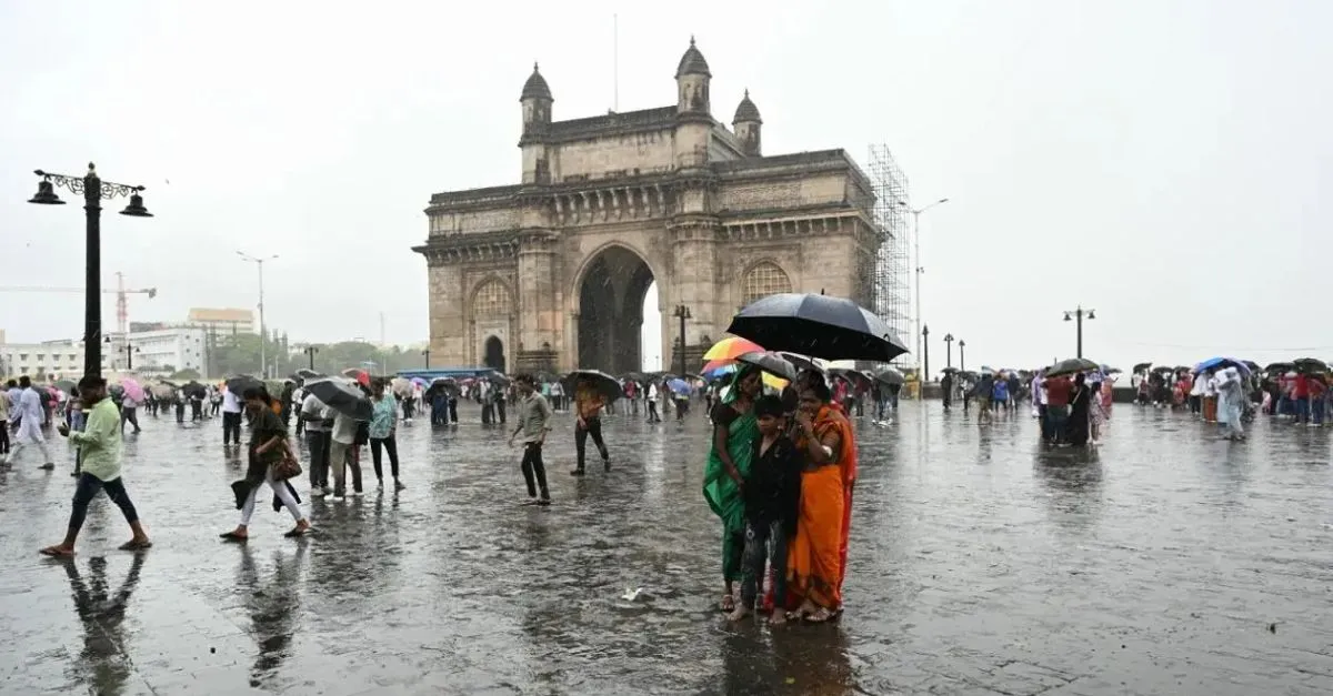 Maharashtra Weather: IMD Issues Yellow Alert In Marathwada, North Maharashtra; Heavy Rain Hits Mumbai | Check Forecast