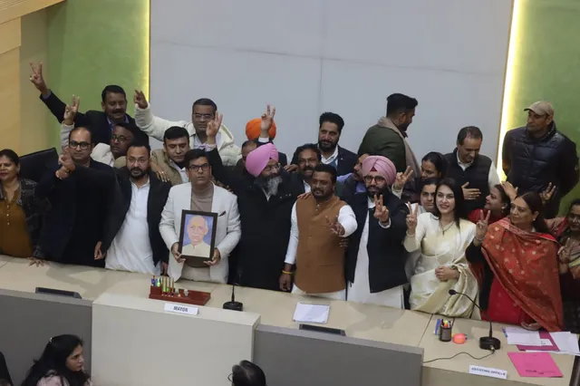 https://imgeng.jagran.com/images/2026/01/29/article/image/WhatsApp-Image-2026-01-29-at-11.57.27-AM-1769668151839_v.webp