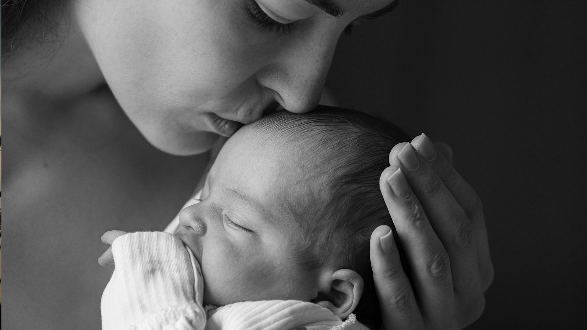 kiss day 2026 surprising facts about kissing  (3)