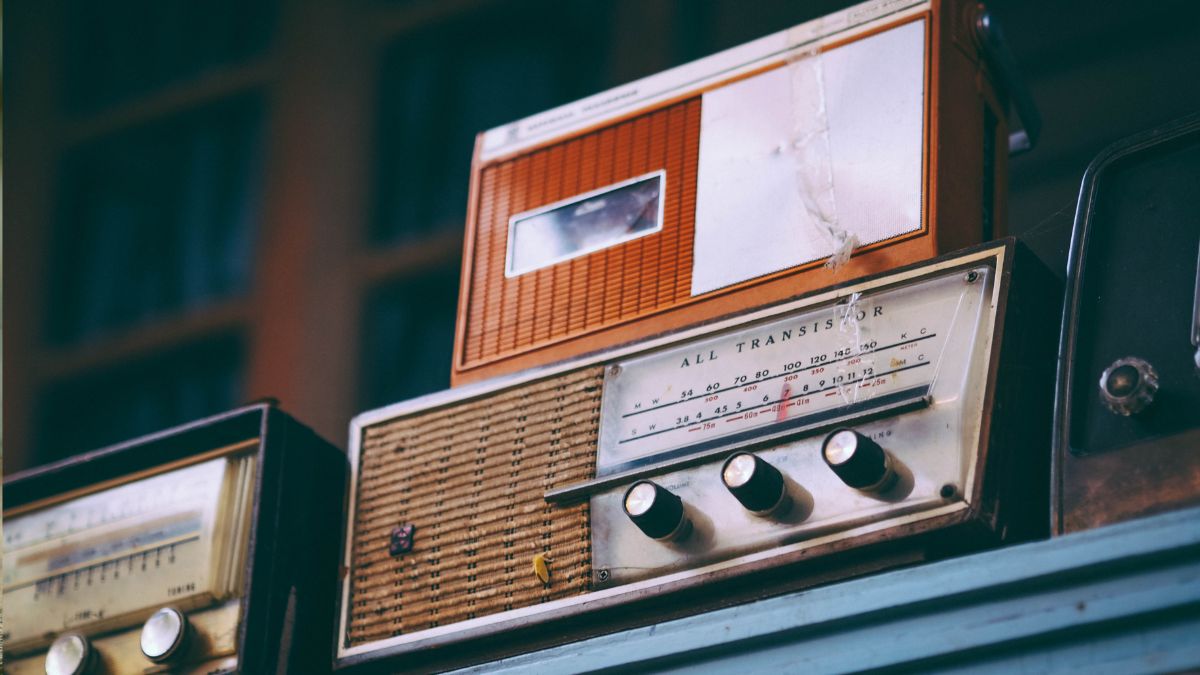 world radio day 2026 faqs about radio history  (1)