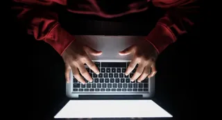 8th Pay Commission Scam Alert: Govt Issues Advisory On Fake APK Salary Calculator Links; What Employees Must Know