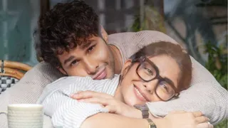 Do Deewane Seher Mein X Review: Mrunal Thakur, Siddhant Chaturvedi's Love Story Wins Hearts, Netizens Call It 'Must-Watch...'