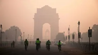 Delhi Weather: Capital Records Another Warm February Day At 28.4 Degrees Celsius; AQI Remains In Poor Category
