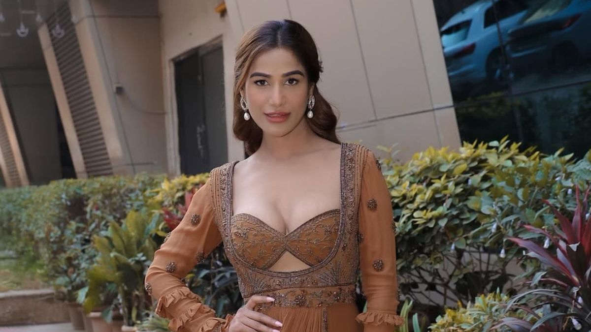 who is poonam pandey
