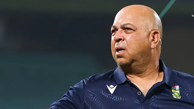 t20-world-cup-2026-after-grovel-jibe-sa-head-coach-takes-swipe-at-broadcaster-over-cupcakes-ad