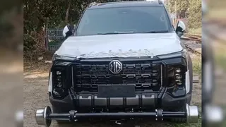 MG Majestor Spied With Train-Like Wheels; Can It Pull A Train Like Land Rover Discovery?