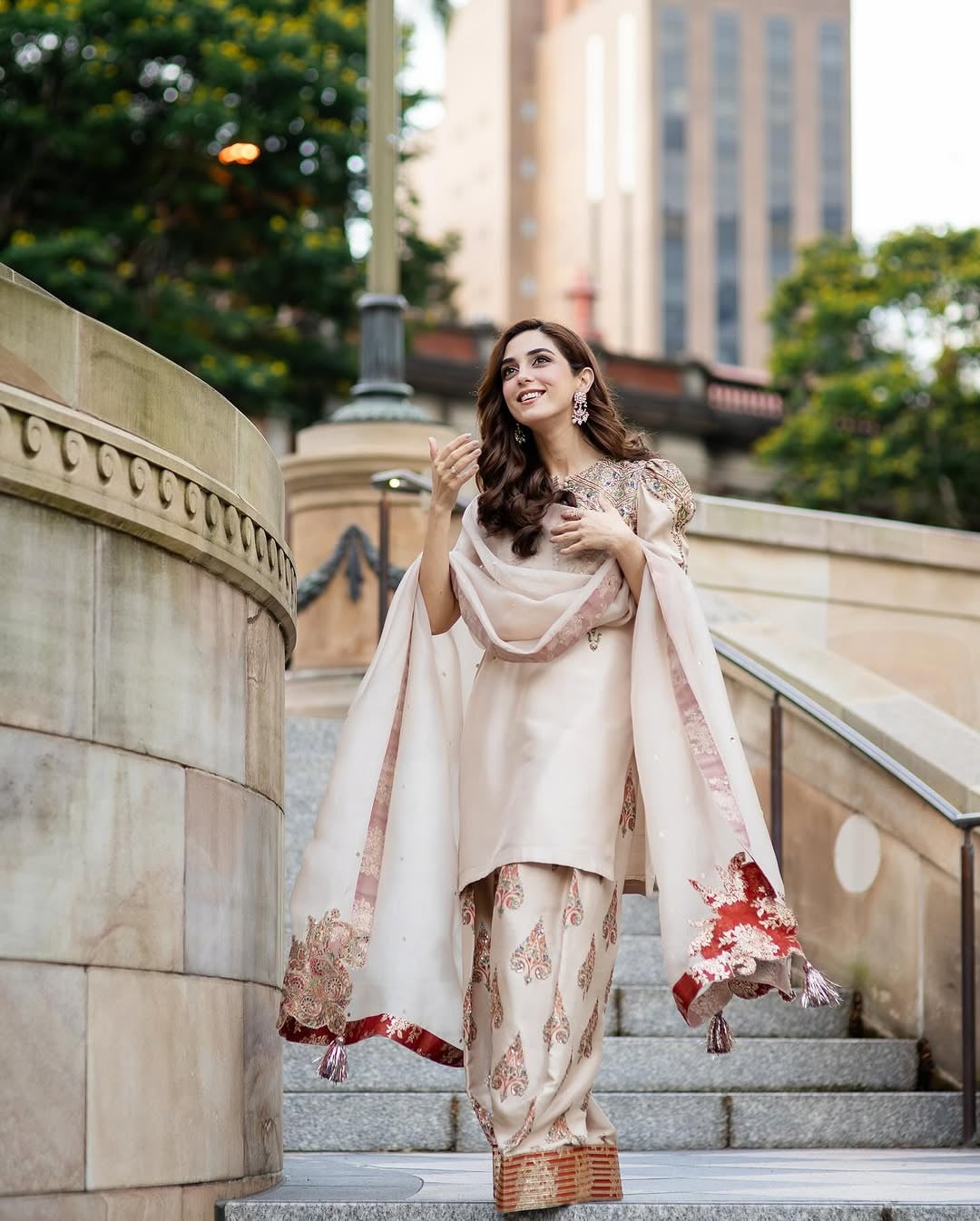 maya ali in farshi salwar