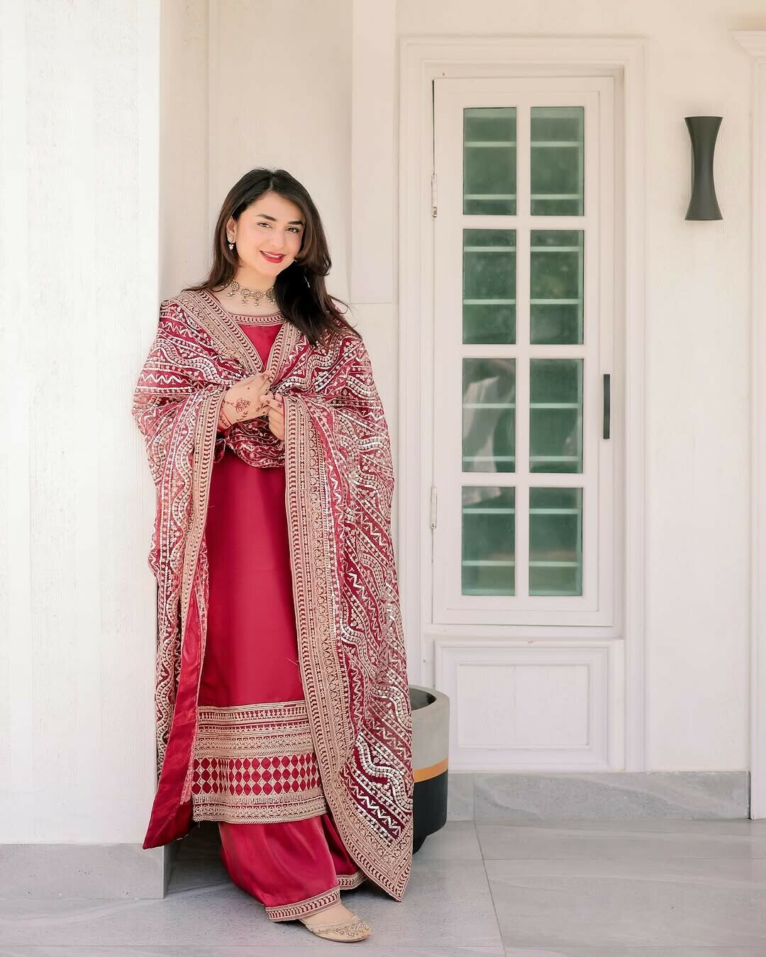 yumna zaidi farsi shalwar