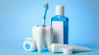 Can Mouthwash Help Prevent Oral Cancer? Dentist Shares Early Warning Signs That Can Be Spotted At Home