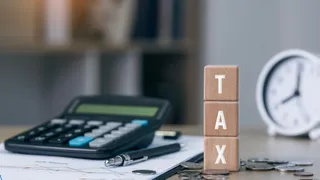 ITR 2026: How Salaried Taxpayers Can Verify Income Tax Portal Data Before Filing Returns | Expert's Insights