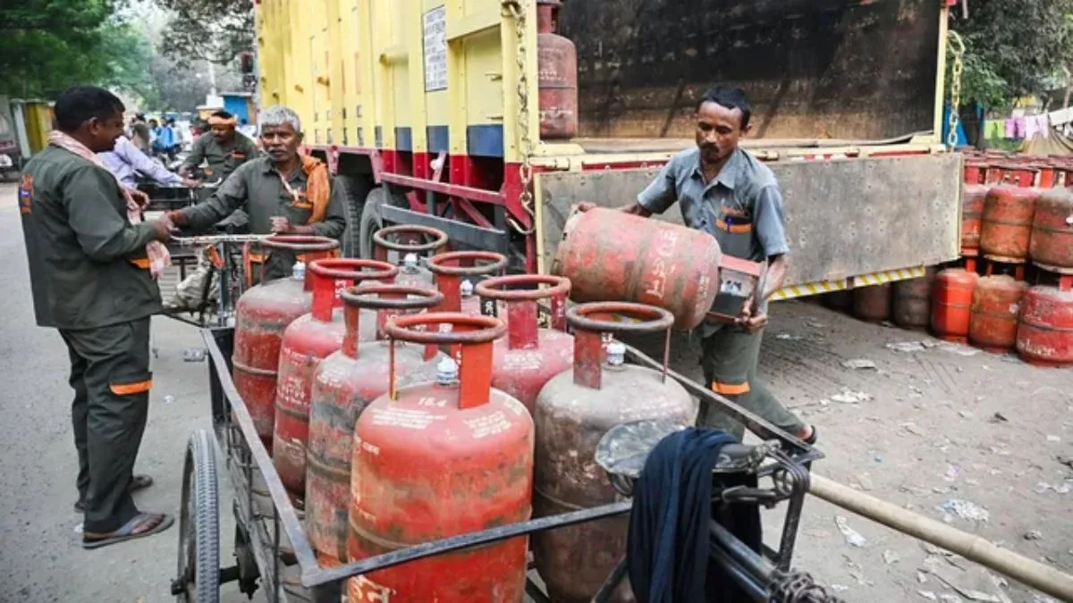 LPG Crisis: India Increases Commercial Gas Allocation By 20% In Big ...