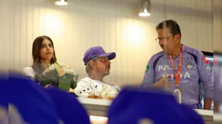 KKR vs PBKS IPL 2026: Shah Rukh Khan In Heated Dugout Exchange With Venky Mysore Amid KKR Top-Order Wobble