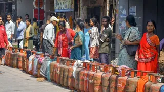 US-Iran Ceasefire Brings Relief To Oil Markets: Will Your LPG Cylinder Become Cheaper?