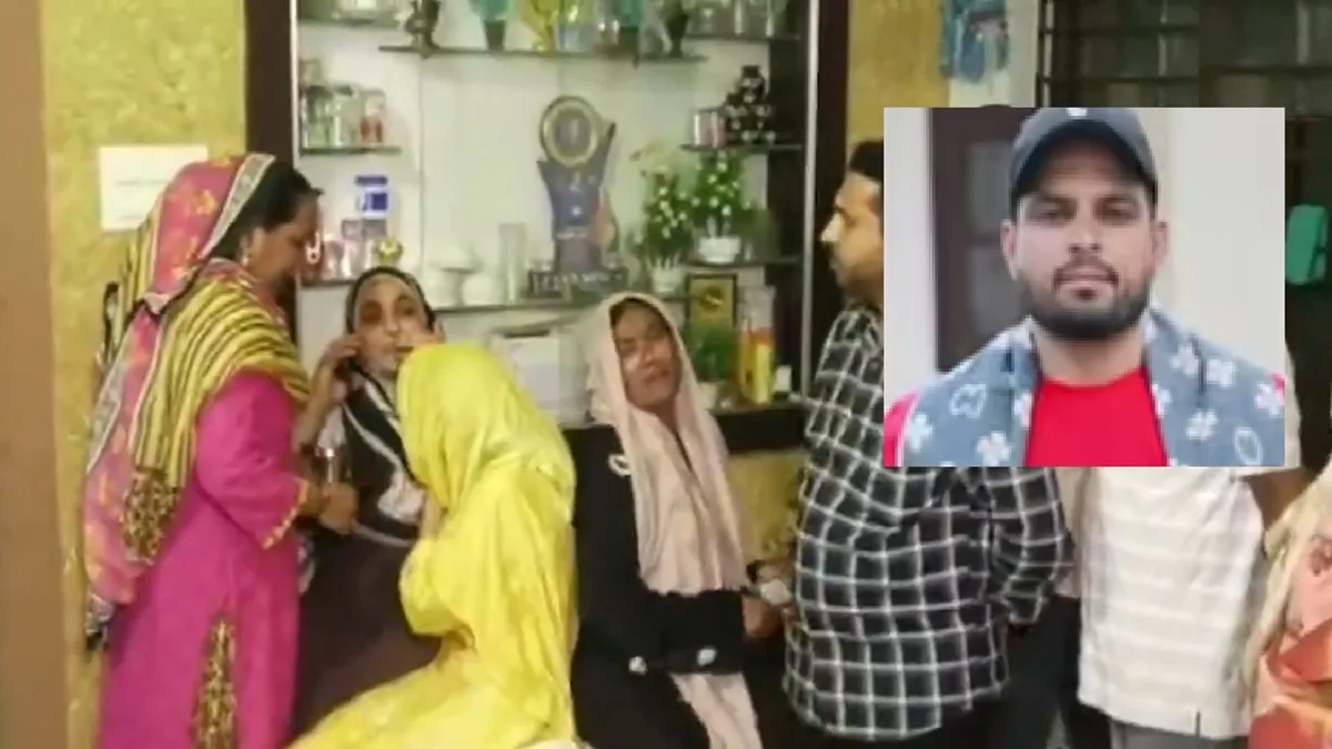 youth-congress-leader-hacked-to-death-at-his-dharwad-home-union-minister-questions-law-and-order-in-karnataka