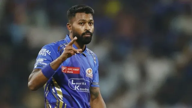 IPL 2026: Hardik Pandya Gives Team 'Two Options' After MI Face Defeat Against RCB; Watch Tense Dressing Room Video