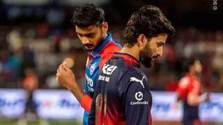 RCB vs DC Toss Update: Axar Patel Wins Toss, Delhi To Bowl First; Bengaluru Players Don Green Jersey | Check Playing 11s