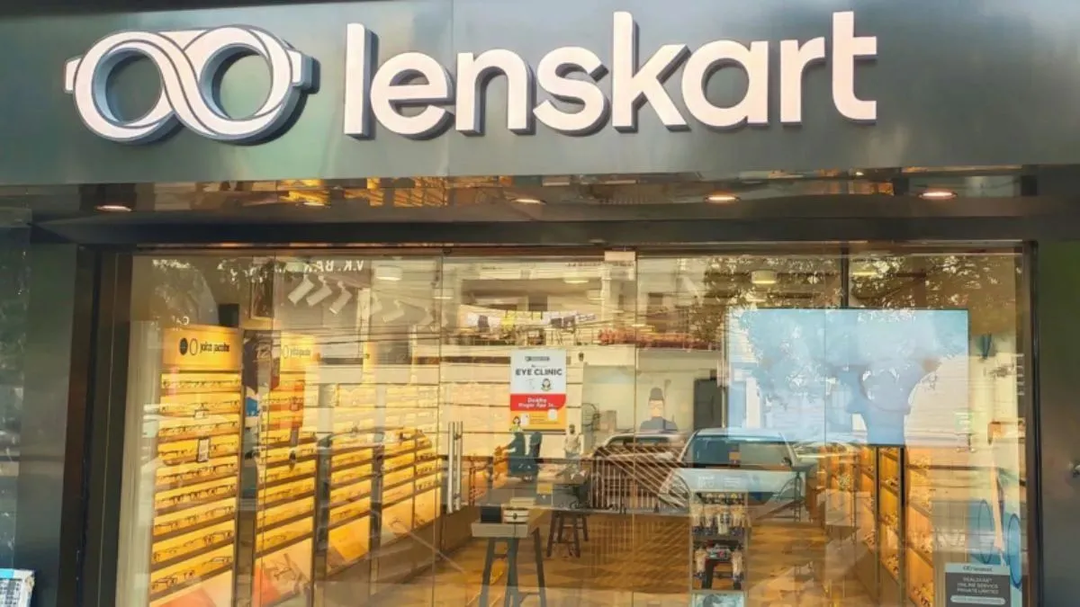 Lenskart Apologises, Releases New 'In-Store Style Guide' Welcoming All